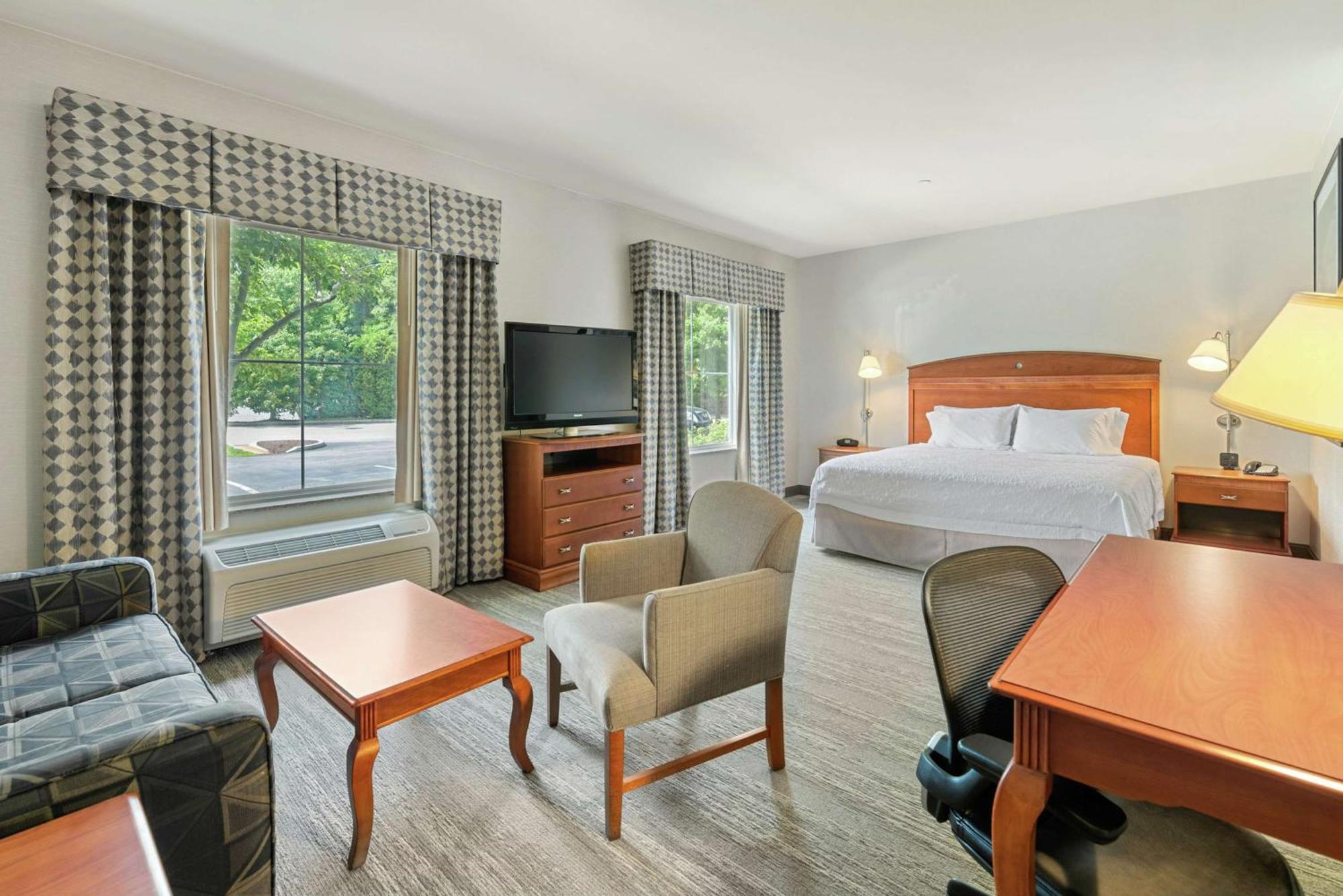 Hampton Inn & Suites Містик Екстер'єр фото