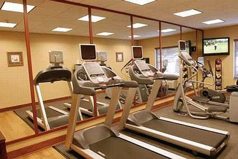 Hampton Inn & Suites Містик Екстер'єр фото