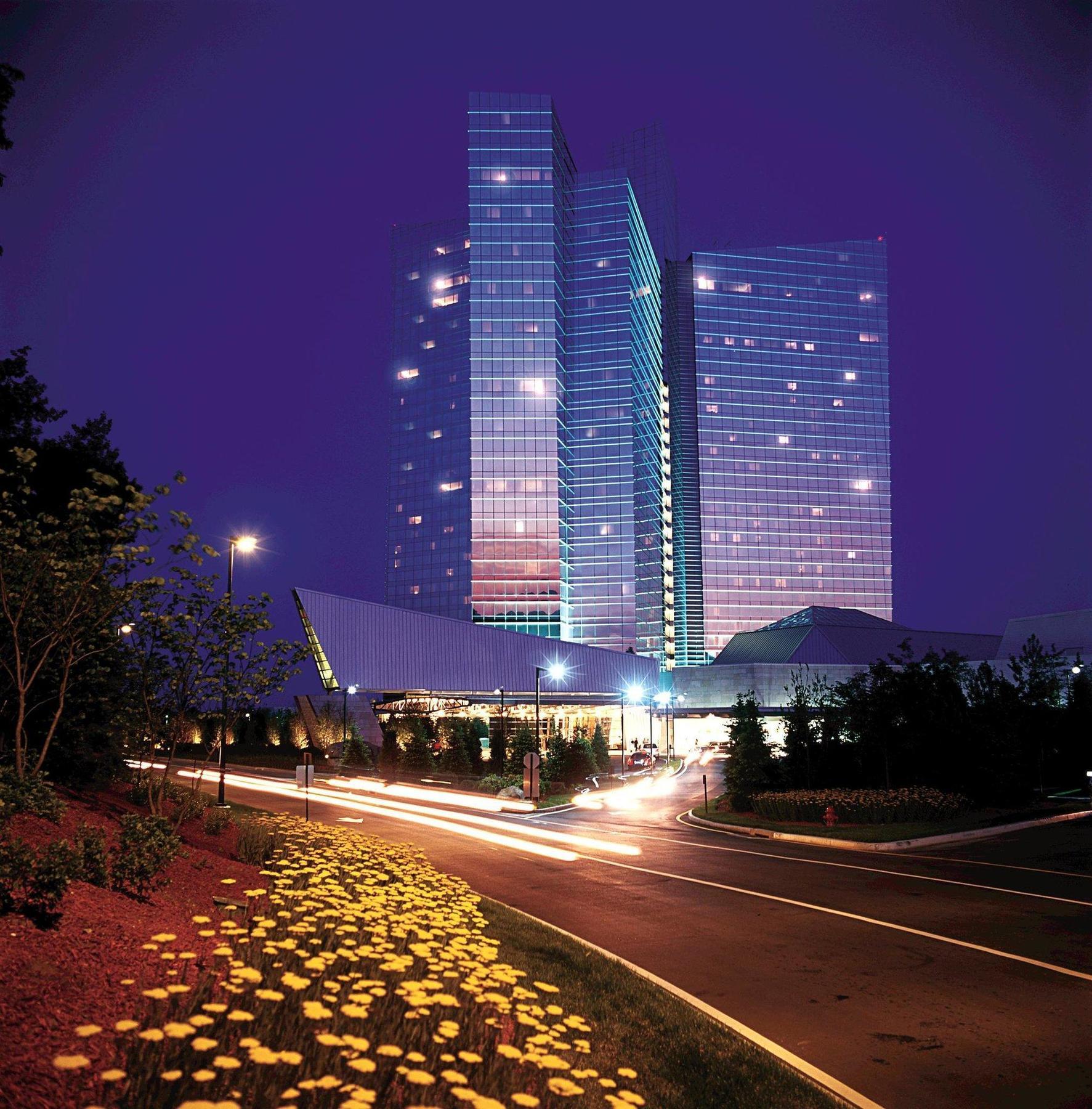 Hampton Inn & Suites Містик Екстер'єр фото